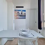 شقة Italianway - Napo Torriani 22 *